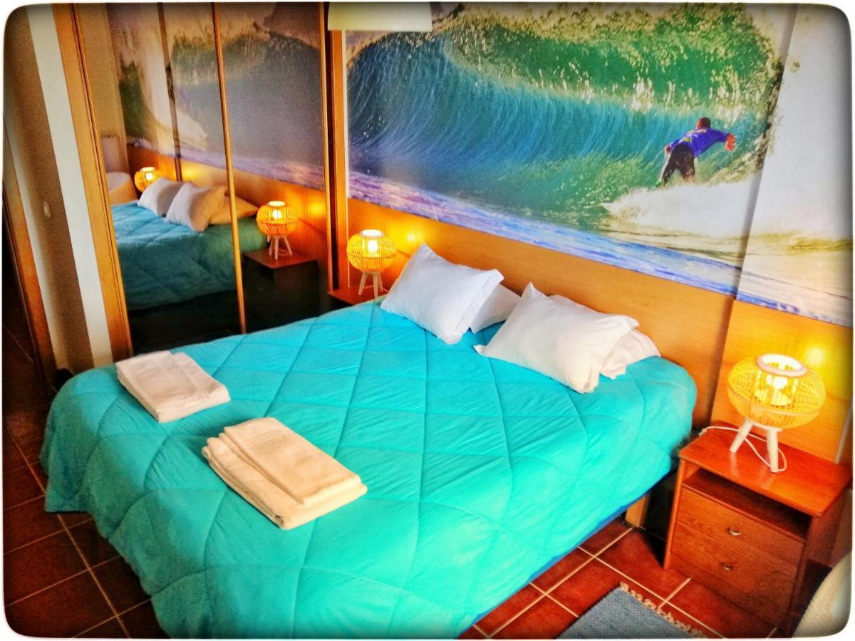 Supertubos Beach Hostel Атоґія-да-Балея Екстер'єр фото