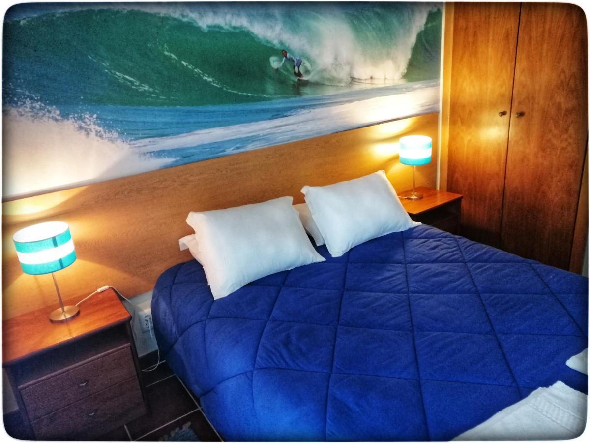 Supertubos Beach Hostel Атоґія-да-Балея Екстер'єр фото