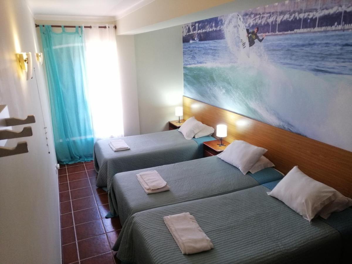 Supertubos Beach Hostel Атоґія-да-Балея Екстер'єр фото