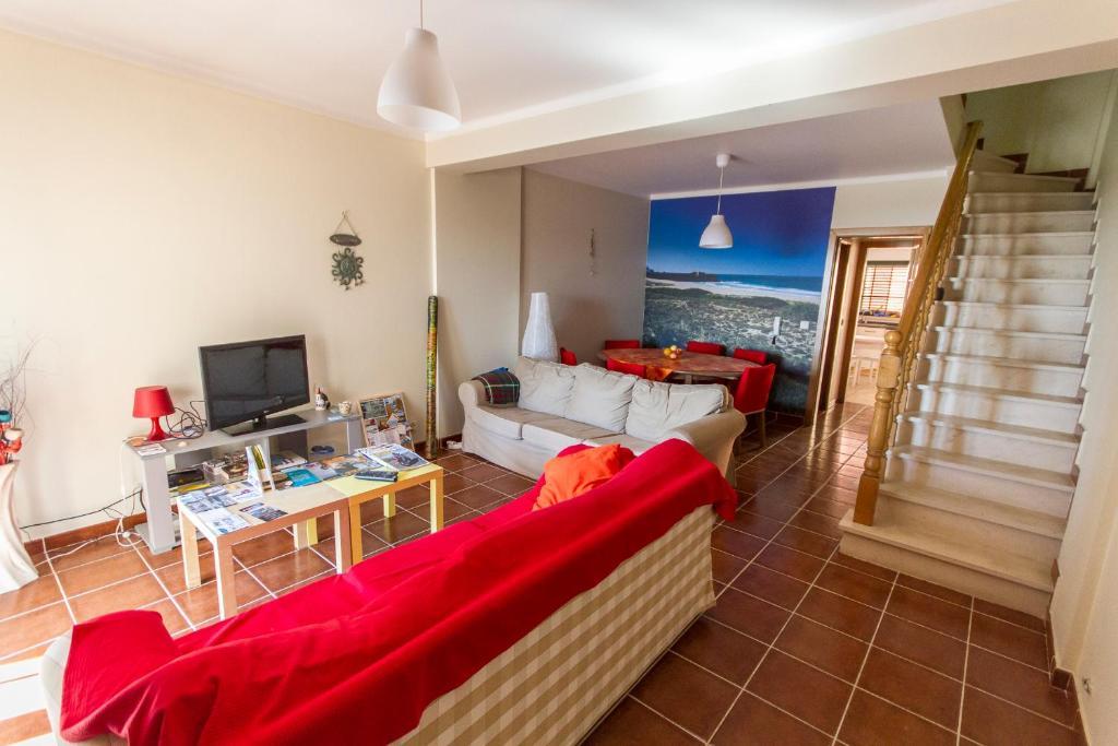 Supertubos Beach Hostel Атоґія-да-Балея Екстер'єр фото
