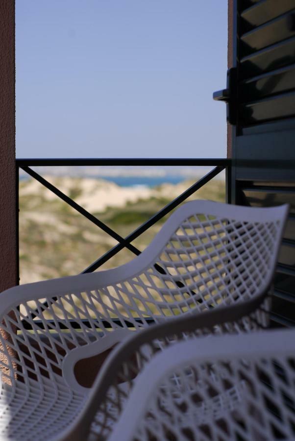 Supertubos Beach Hostel Атоґія-да-Балея Екстер'єр фото