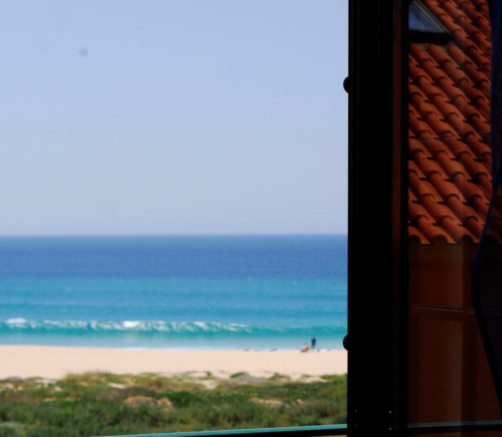 Supertubos Beach Hostel Атоґія-да-Балея Екстер'єр фото